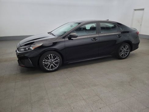 Used 2023 Kia Forte GT-Line w/ GT-Line Premium Package FWD image 2