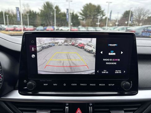 Used 2023 Kia Forte GT-Line w/ GT-Line Premium Package image 25