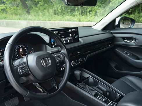 Used 2024 Honda Accord EX-L image 16