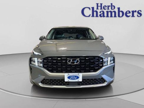 Used 2023 Hyundai Santa Fe SE w/ Cargo Package AWD/4WD image 2