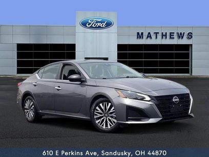 Used 2024 Nissan Altima 2.5 SV