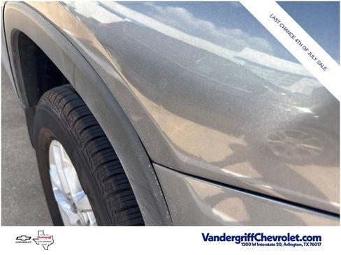 Used 2020 Chevrolet Traverse LS w/ LPO, Floor Liner Package FWD image 8