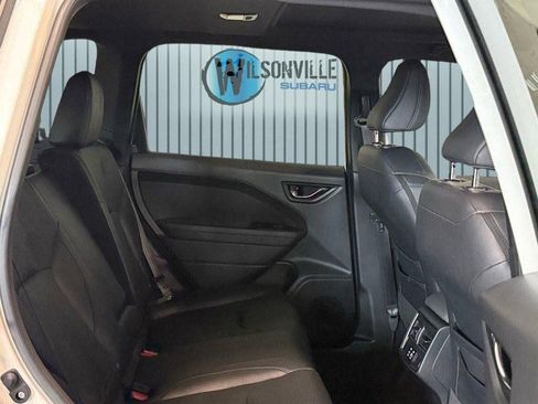 Used 2025 Subaru Forester Limited image 7