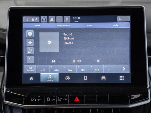 Certified 2023 Jeep Compass Latitude AWD/4WD image 20