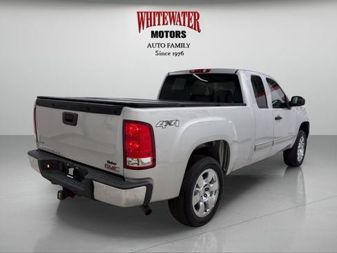 Used 2010 GMC Sierra 1500 SLE w/ Power Pack Plus AWD/4WD image 4