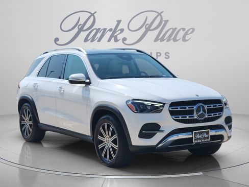 Used 2024 Mercedes-Benz GLE 450 4MATIC image 4