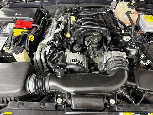 Used 2022 Jeep Wrangler Unlimited Sport AWD/4WD image 32