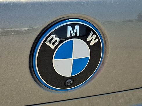 Used 2024 BMW i7 xDrive60 AWD/4WD image 35
