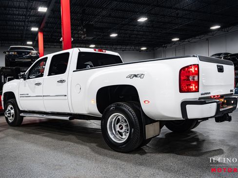 Used 2013 GMC Sierra 3500 Denali image 3