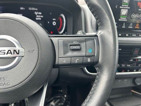 Used 2021 Nissan Rogue Platinum AWD/4WD image 16