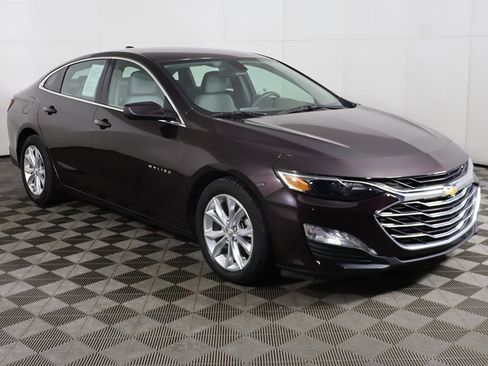 Used 2020 Chevrolet Malibu LT image 44