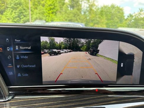 Used 2021 Cadillac Escalade Premium Luxury AWD/4WD image 22