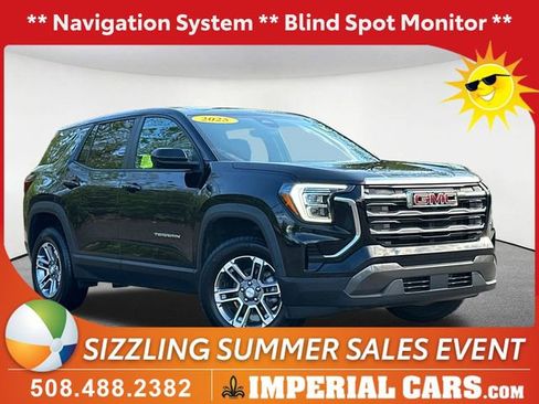 Used 2025 GMC Terrain Elevation AWD/4WD image 1