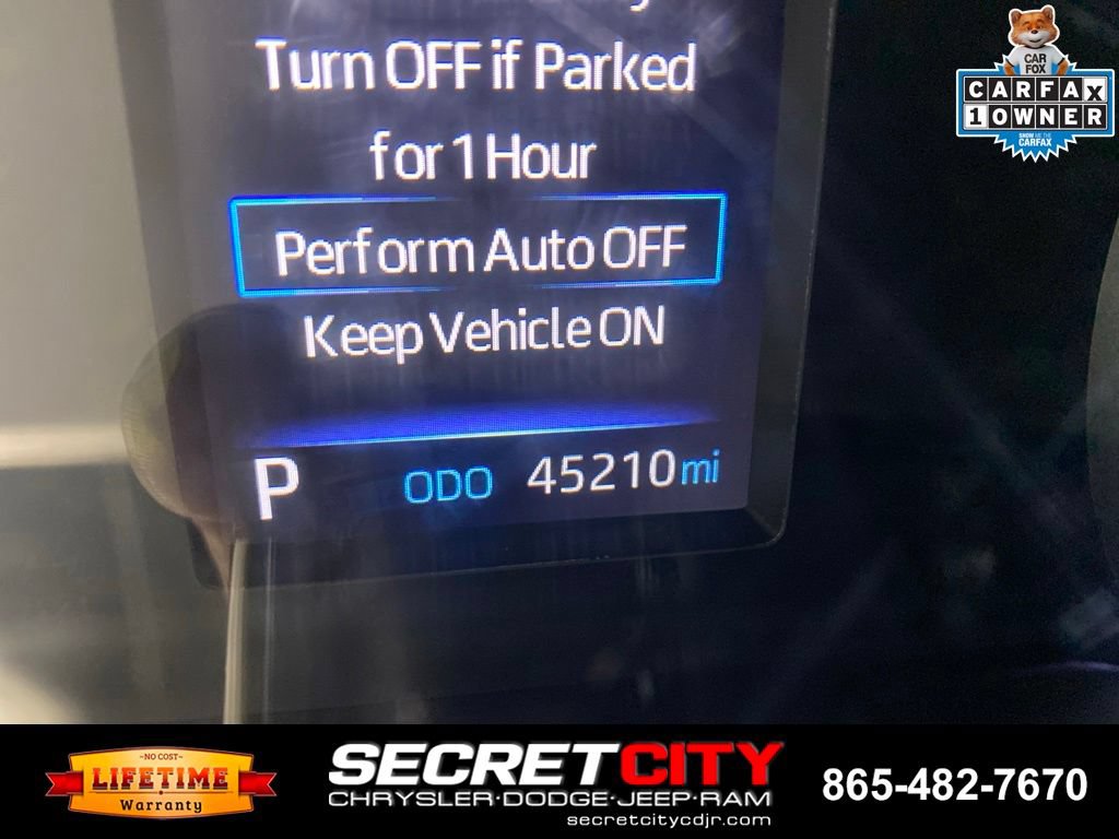 Used 2025 Toyota Tundra SR5 w/ TRD Off-Road Package AWD/4WD image 17