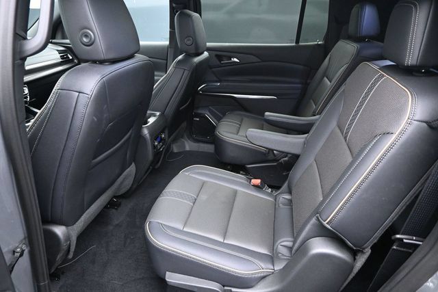Used 2026 Chevrolet Traverse High Country w/ LPO, Floor Liner Package AWD/4WD image 15