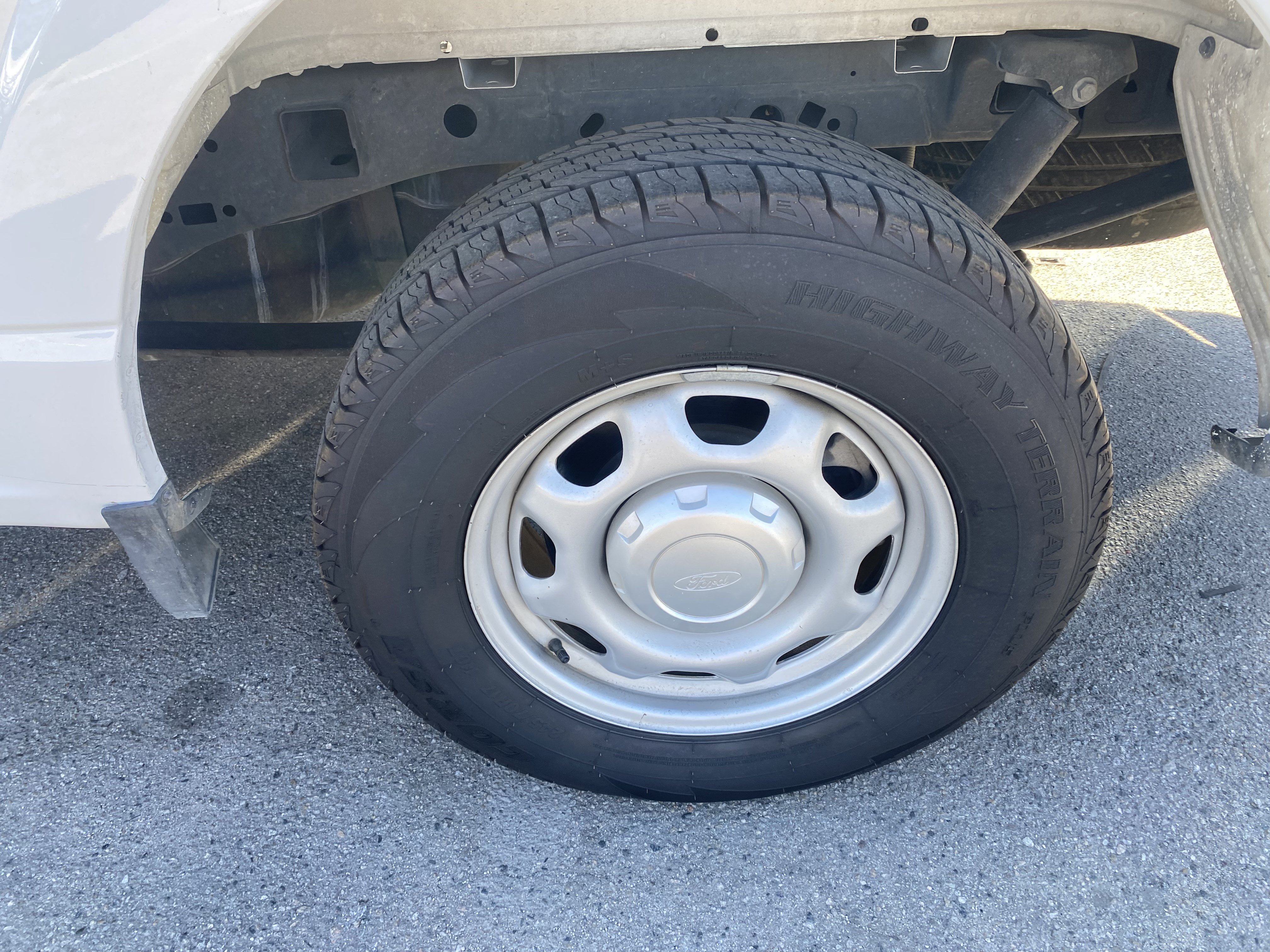 Used 2022 Ford F150 XL w/ Equipment Group 101A High RWD image 10