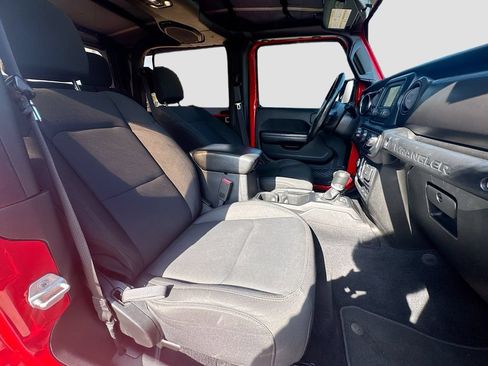 Used 2019 Jeep Wrangler Sport AWD/4WD image 29