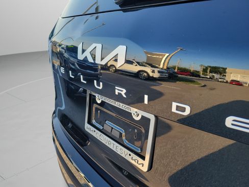 Used 2024 Kia Telluride EX X-Line AWD/4WD image 31