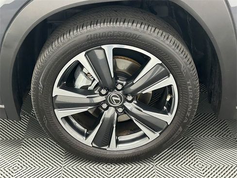 Certified 2024 Lexus RZ 300e Premium image 22