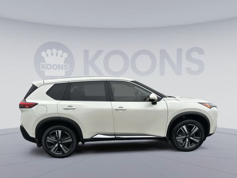 Used 2022 Nissan Rogue Platinum w/ Head-Up Display Package AWD/4WD image 12
