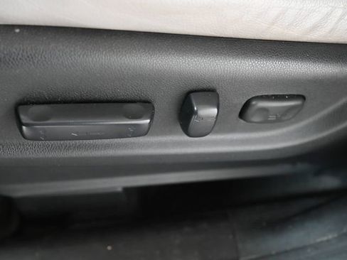 Used 2016 Honda CR-V EX-L image 23