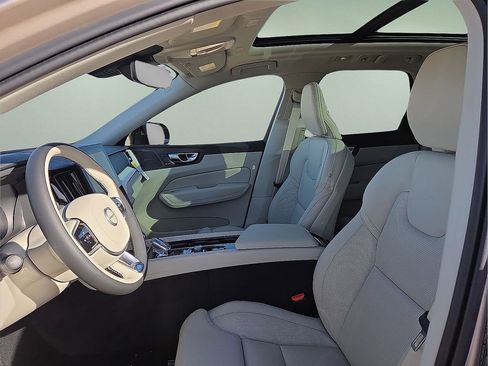 New 2026 Volvo XC60 B5 Ultra w/ Protection Package Premier image 23