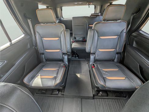 Used 2023 GMC Yukon AT4 w/ Technology Package image 35
