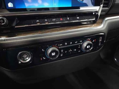 Used 2023 Chevrolet Silverado 1500 LT image 27