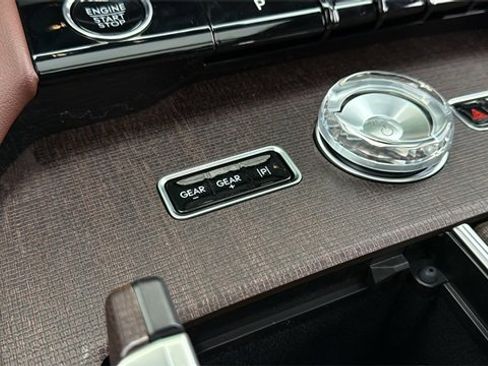 New 2025 Lincoln Navigator L Reserve image 28