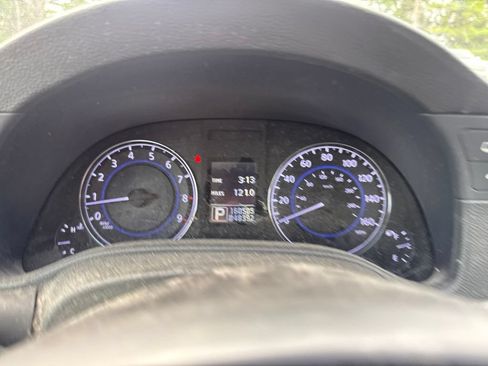 Used 2013 INFINITI G37 x Sedan w/ Premium Pkg AWD/4WD image 9