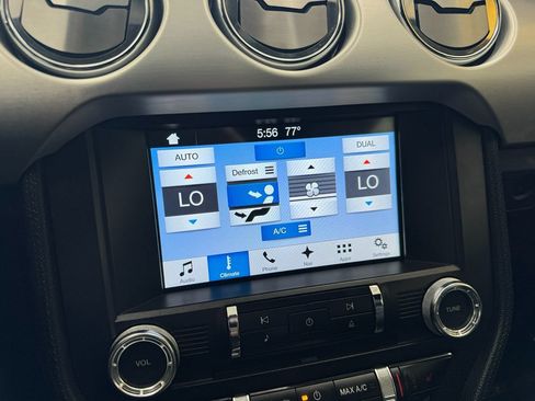 Used 2017 Ford Mustang GT Premium w/ Black Accent Package RWD image 27