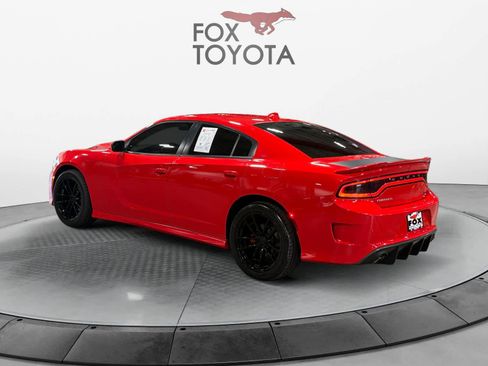 Used 2019 Dodge Charger GT RWD image 4