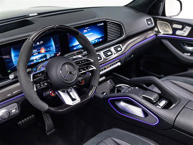 Used 2025 Mercedes-Benz GLS 63 AMG 4MATIC image 19