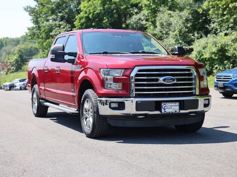Used 2015 Ford F150 XLT w/ Equipment Group 302A Luxury AWD/4WD image 8