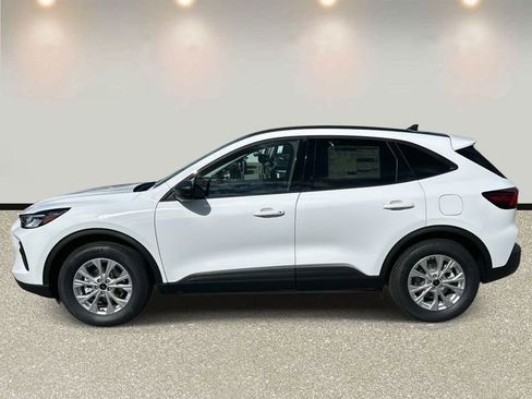 New 2026 Ford Escape Active w/ Cold Weather Package FWD image 8