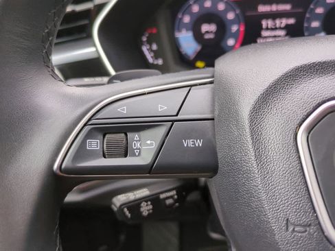 Used 2025 Audi Q3 2.0T Premium image 24