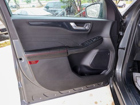 Used 2024 Ford Escape ST-Line image 37