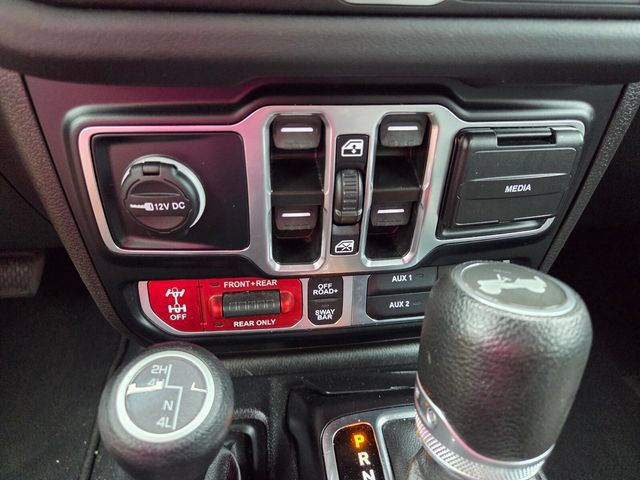 Used 2024 Jeep Wrangler Unlimited Rubicon AWD/4WD image 24