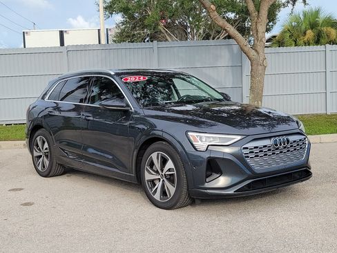 Certified 2024 Audi Q8 e-tron Premium Plus AWD/4WD image 2