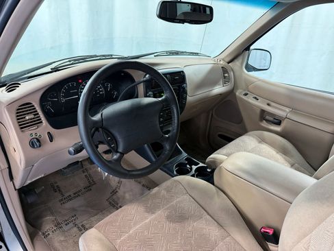 Used 1999 Ford Explorer 4WD 4-Door image 25