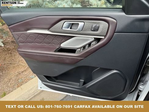 Used 2025 Ford Explorer Platinum w/ LUX Leather Package image 21