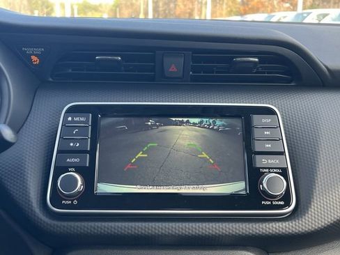 New 2025 Nissan Kicks Play S image 6
