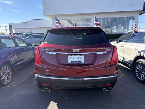 Used 2018 Cadillac XT5 Luxury w/ Driver Awareness Package image 5