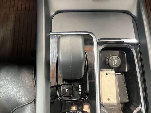 Used 2024 Volvo XC60 B5 Core image 14