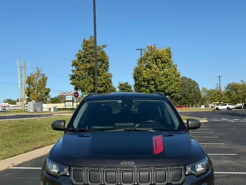 Used 2022 Jeep Compass Trailhawk w/ Trailhawk Convenience Group image 2