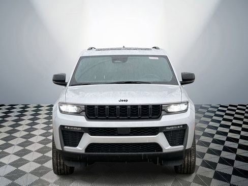 New 2026 Jeep Grand Cherokee Limited w/ Limited Altitude Package image 2