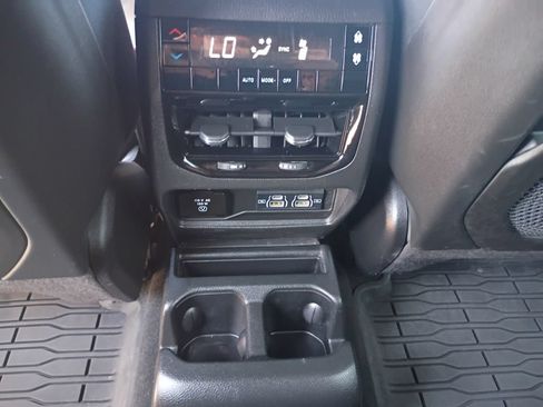 Used 2023 Jeep Grand Cherokee L Laredo AWD/4WD image 36