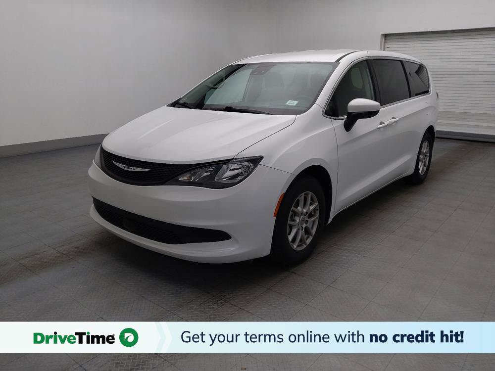 Used 2023 Chrysler Voyager LX FWD image 1