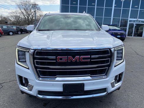 Used 2023 GMC Yukon XL SLT image 8
