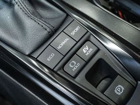 New 2026 Toyota Camry SE image 25